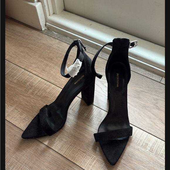 PrettyLittleThing Black Stiletto Heels Ankle Strap - Picture 1 of 2